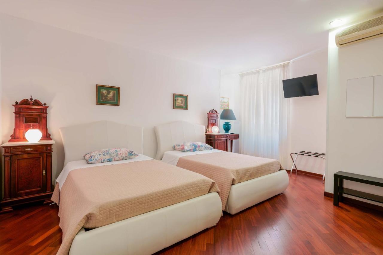 Bed and Breakfast Ai Marinai à Tarente Extérieur photo