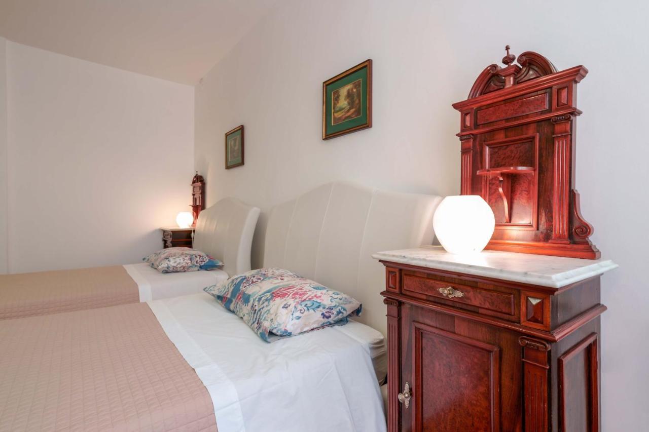 Bed and Breakfast Ai Marinai à Tarente Extérieur photo